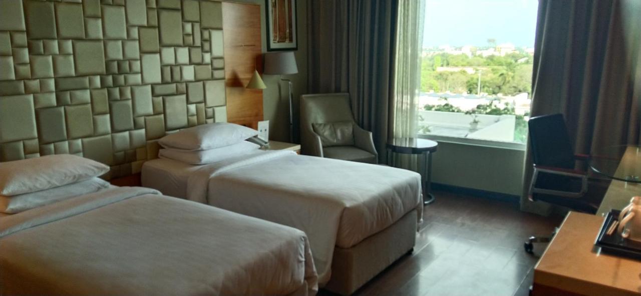 Courtyard By Marriott Madurai Hotel Eksteriør billede